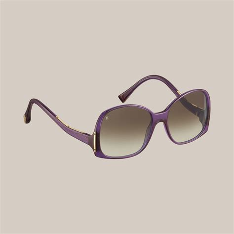 Louis Vuitton Gina Oversize Sunglasses .